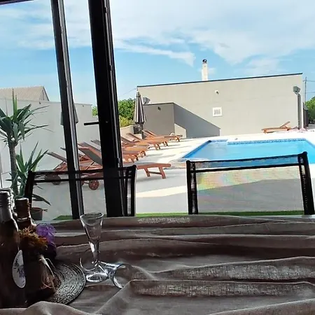 Dalmatia With Pool Villa *
