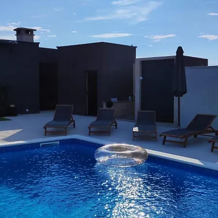 Dalmatia With Pool Slivnica