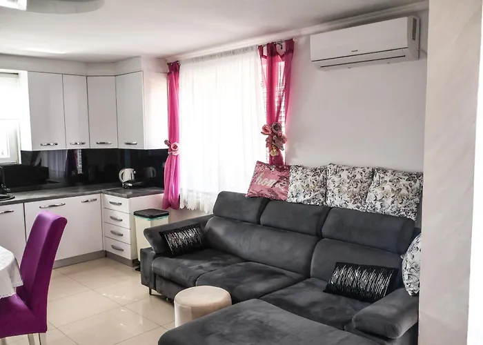 Dalmatia With Pool * Slivnica