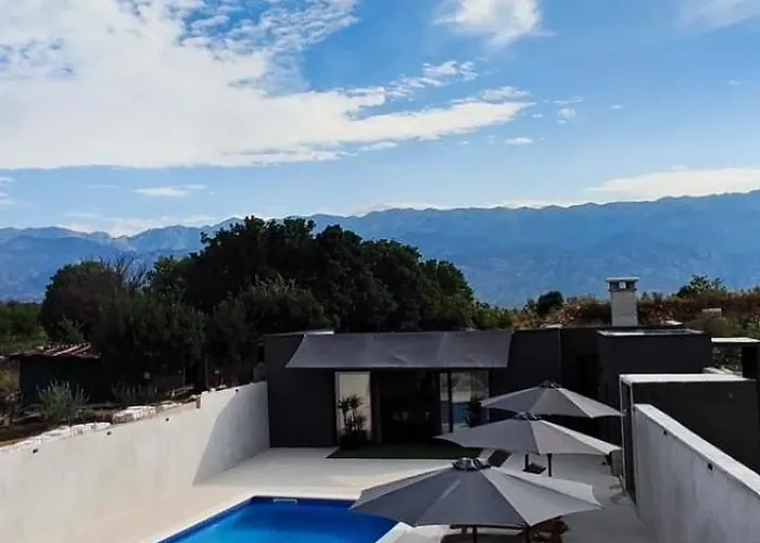 Dalmatia With Pool * Slivnica